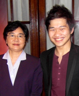 spectrum_radio_steven_cheung_and_tai_kung_po_at_big_ben_award.jpg