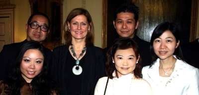mrs-sarah-brown-with-chinese-media.JPG